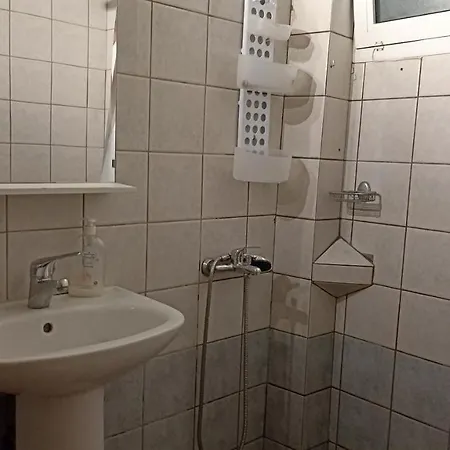 Διαμέρισμα George House 2 *
